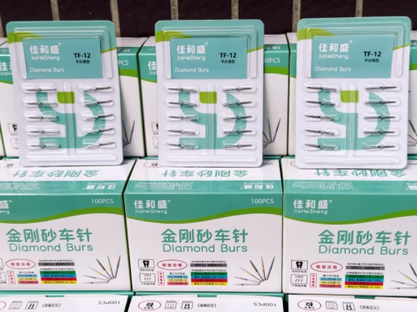 �Ѻ�ʢ���ɰ���룬ĥͷ�����꣬�����ֻ�ר�ã����Ƴ���