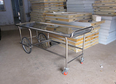 ��ʬ�� �����Ƴ� ҽ���Ƴ�