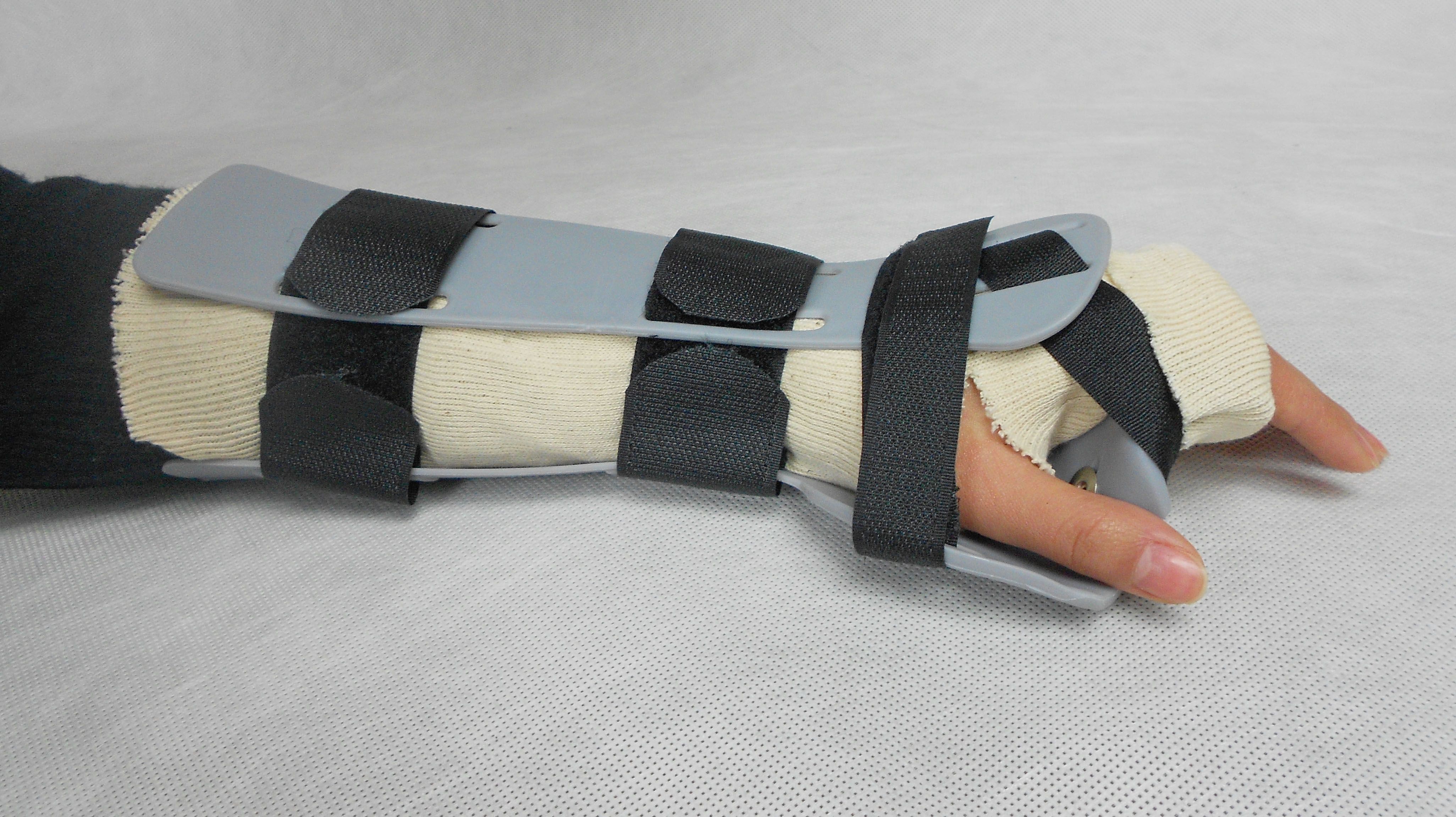 ǰ�۹̶��а�