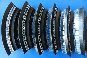 ���������Ǳ�ɫ�������ڣ�