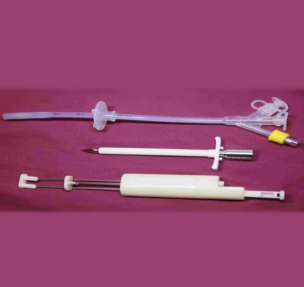 ��Ƥθ�����ǹܣ�һ����ʹ��θ���Ӫ������װ��(PEG)��