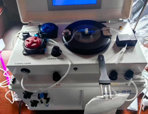 Ѫ������� XJ-I�� XJ-II�� ����Ѫ��ѪҺ�ɷַ���ɼ���