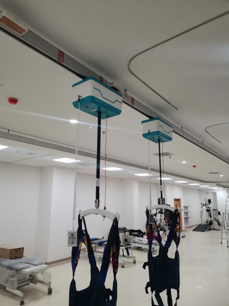 �����ƶ�����Ժ�����ؿ���ѵ��ϵͳ