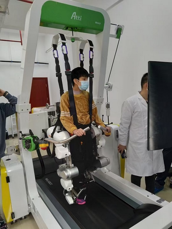 ��֫����ѵ��������(��̬ѵ��������ϵͳ)