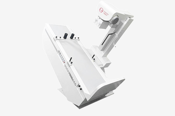 ��ķ�๦�ܶ�̬θ��DRӰ��ϵͳ