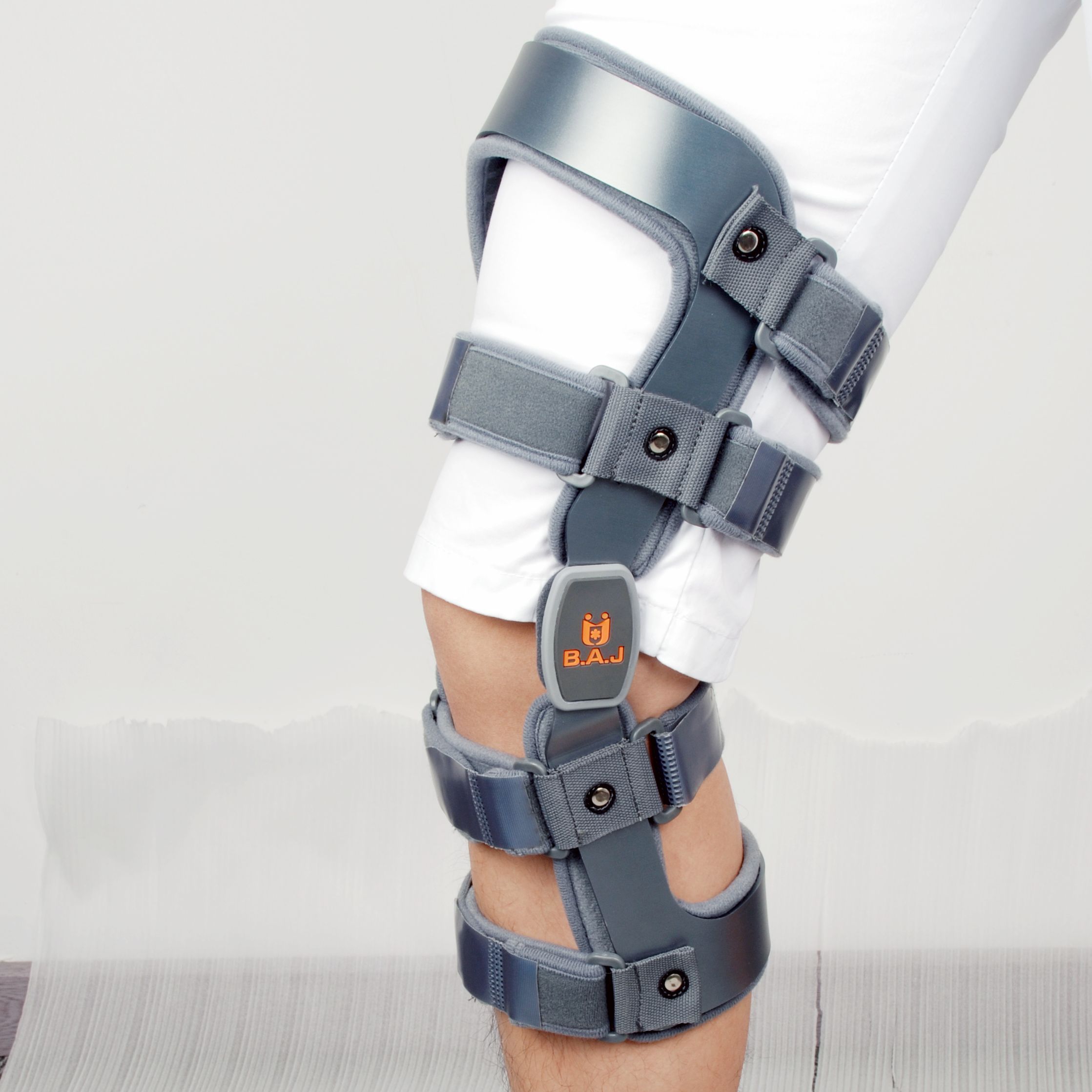 ˫��ʽϥ�ؽ���֧��