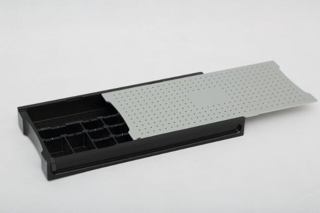 ������е��  �������к�