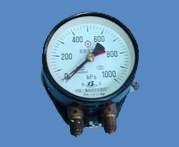 ˫��ѹ����