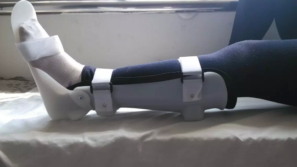 �ɵ�ϥ�£�С�ȣ��̶���