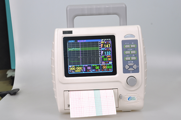 ����������̥��/ĸ�׼໤��