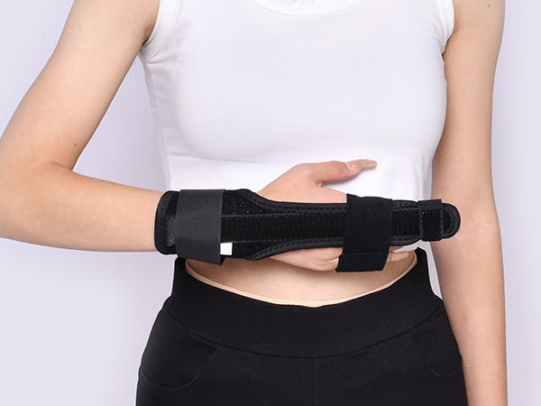 手指固定带钢板护大拇指中指食指腱鞘护腕大拇指矫正器拇指护套