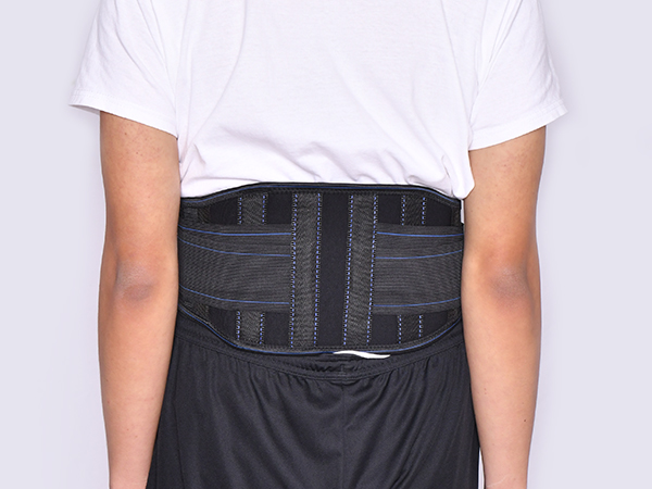 自发热钢板护腰带运动训练腰间盘劳损腰部保暖腰椎间盘男女士腰疼