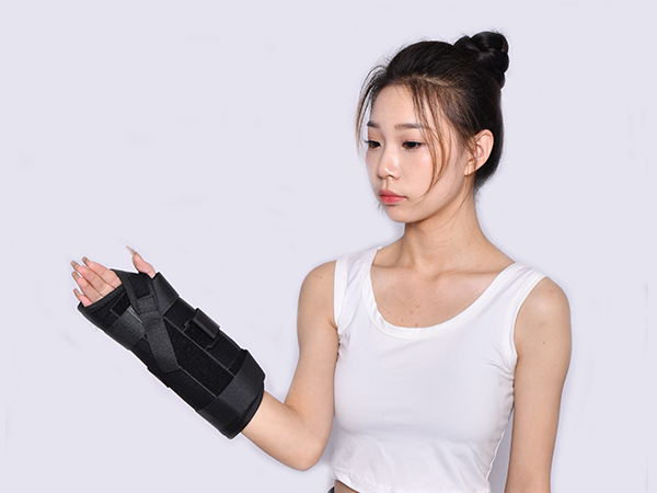 护腕手腕绑带护套腕关节术后固定护具腕骨固定带