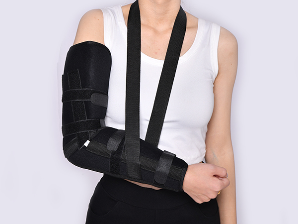 可调节固定支具护手腕扭伤手臂骨折夹板前臂吊带可调护具手肘关节