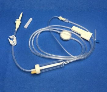 自动排气止液精密输液器